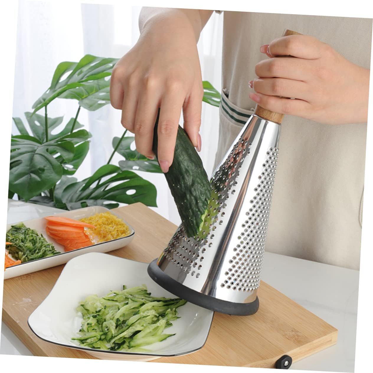 Multipurpose Kitchen Grater and Vegetable Shredder