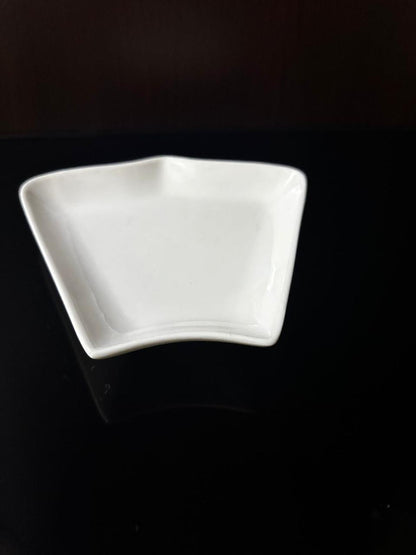 Stylish serving Nuts plate-Styl 1