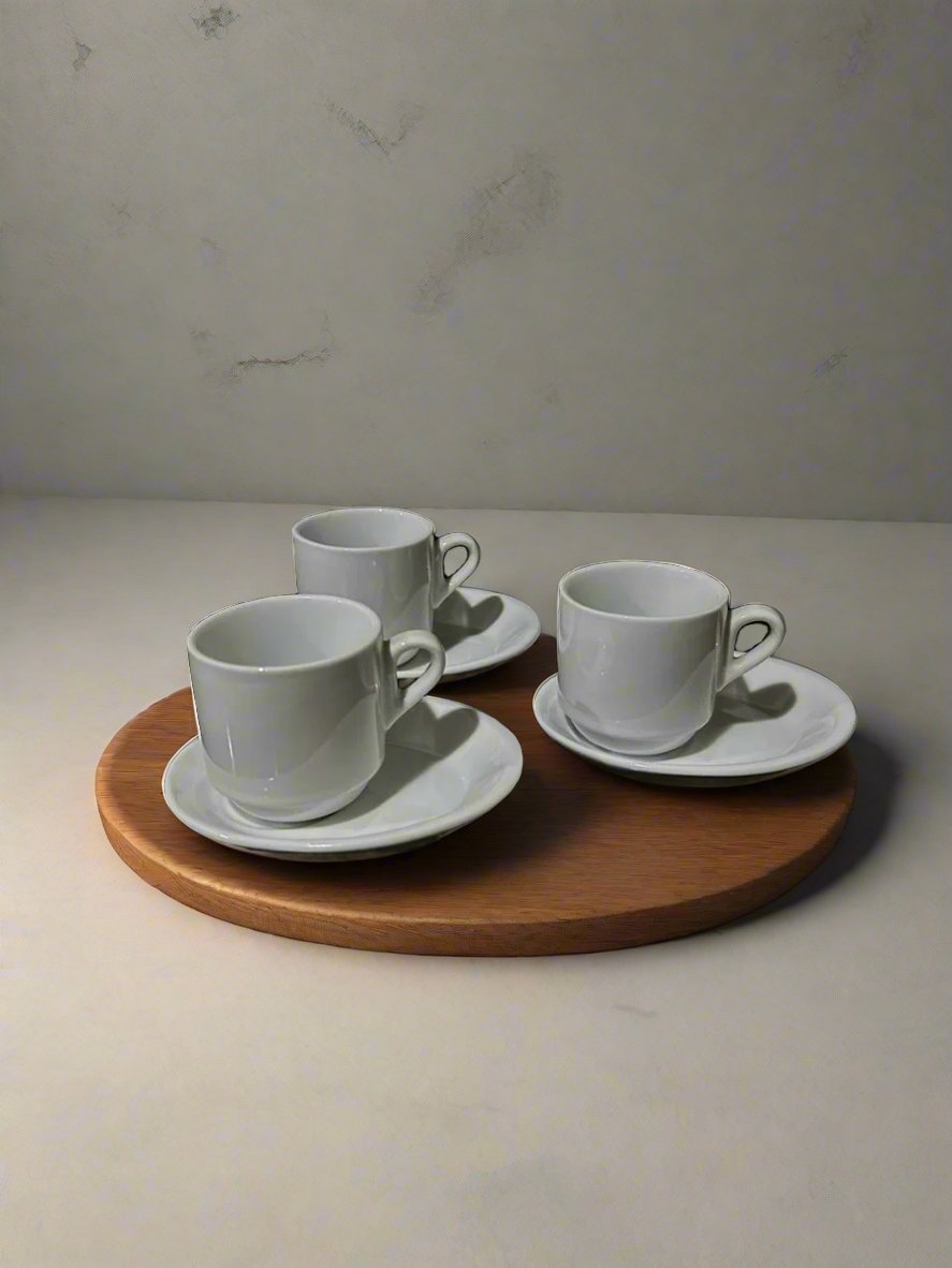 Ceramic coffee cup with plate