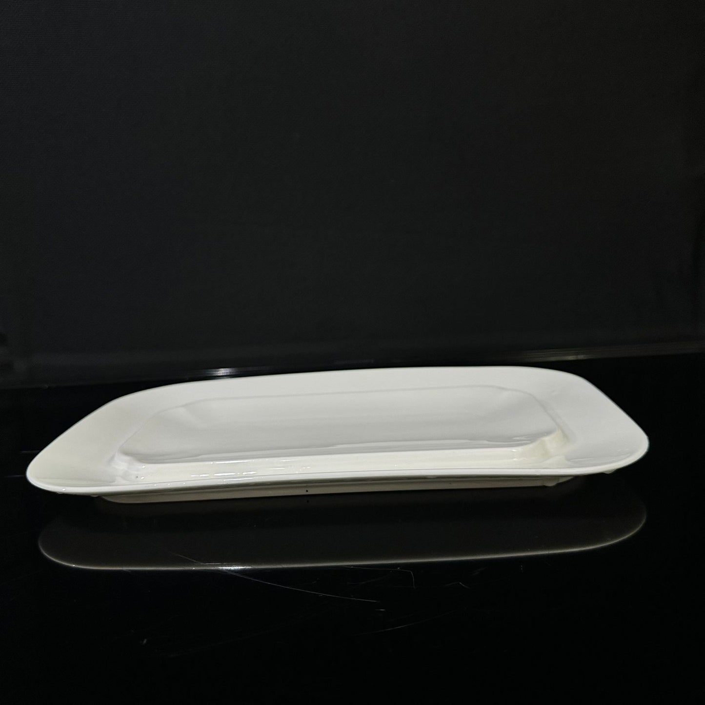 Luxury Rectangle White Porcelain Plate  styl