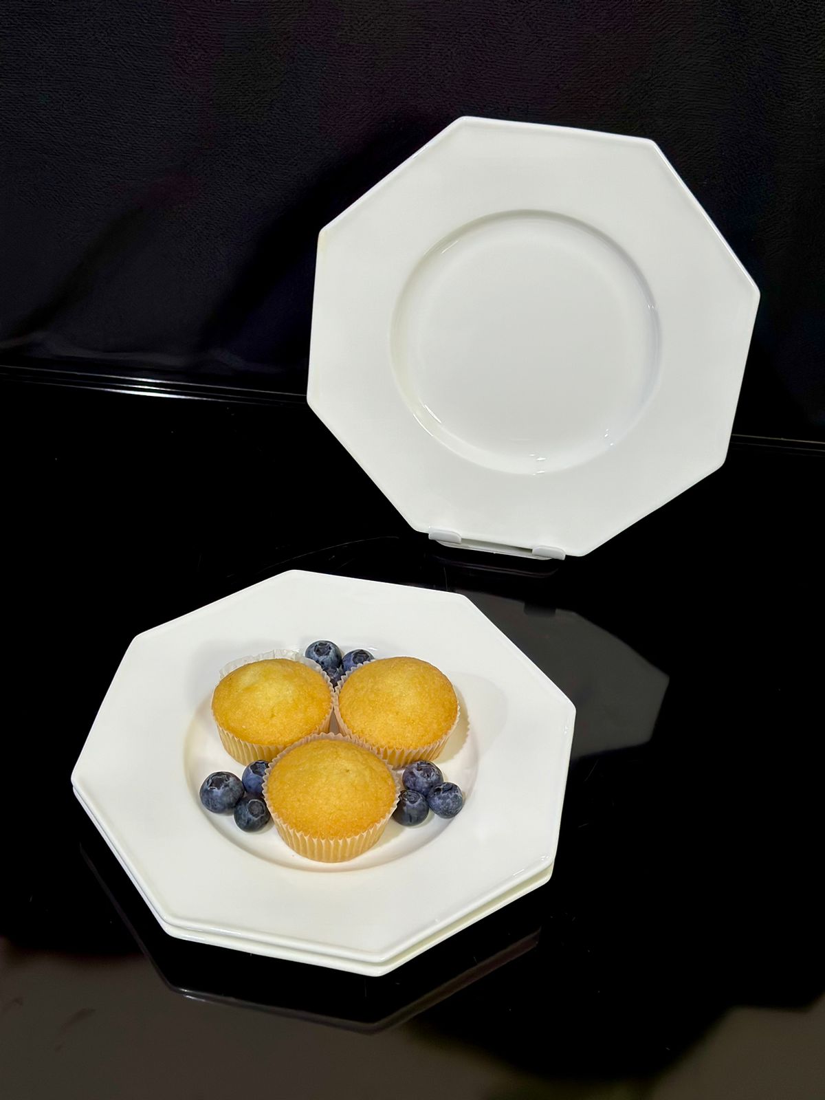 Hexagonal porcelain plate