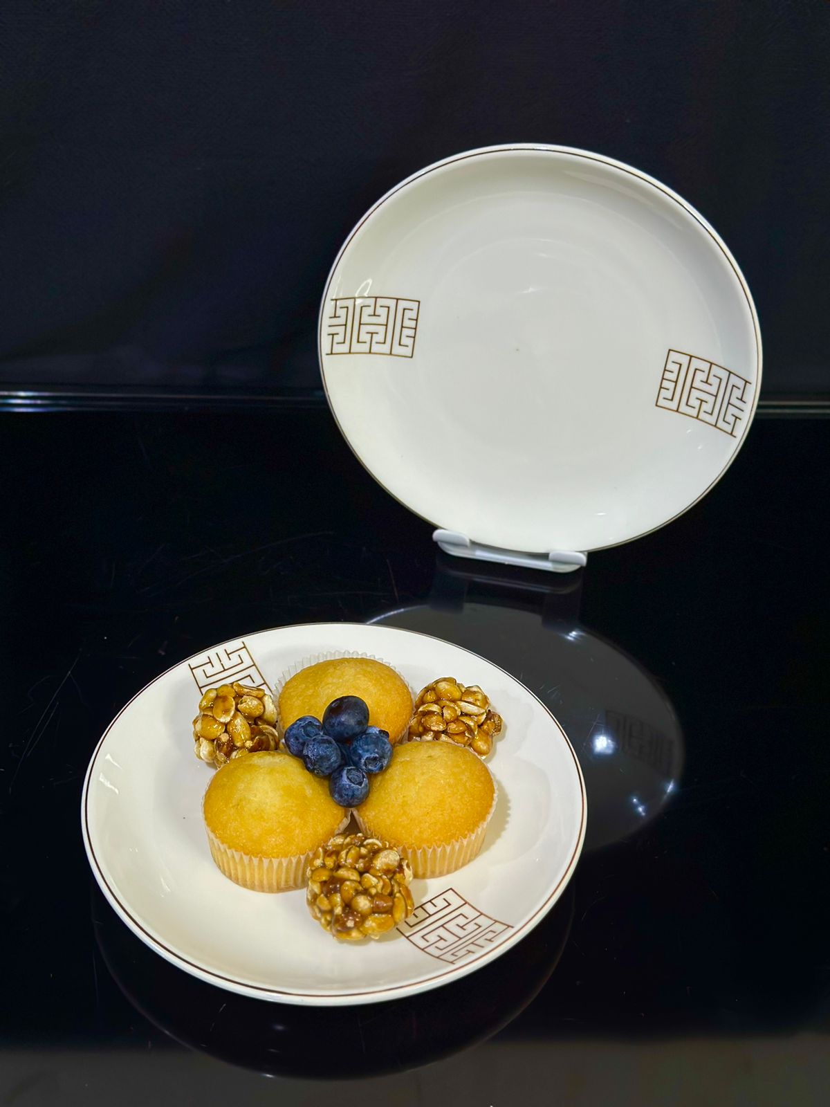 Stylish Medium side plate styl12