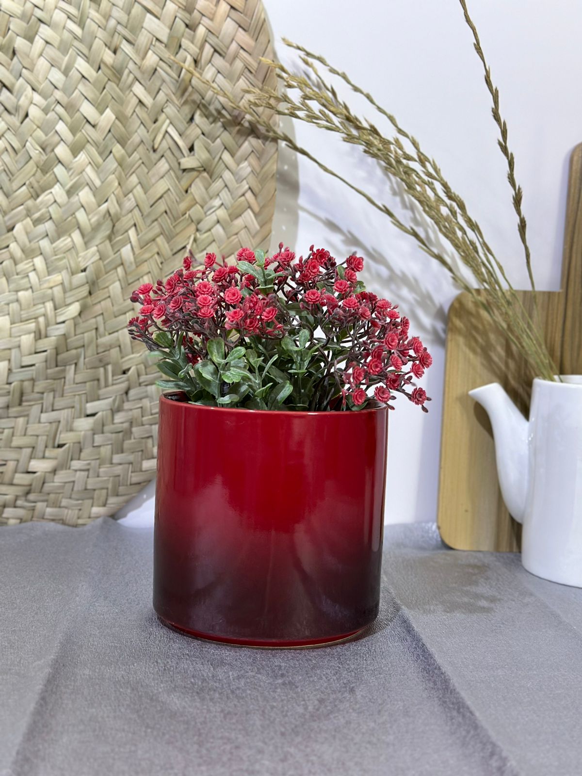 Porcelain Flower Vase (Red)