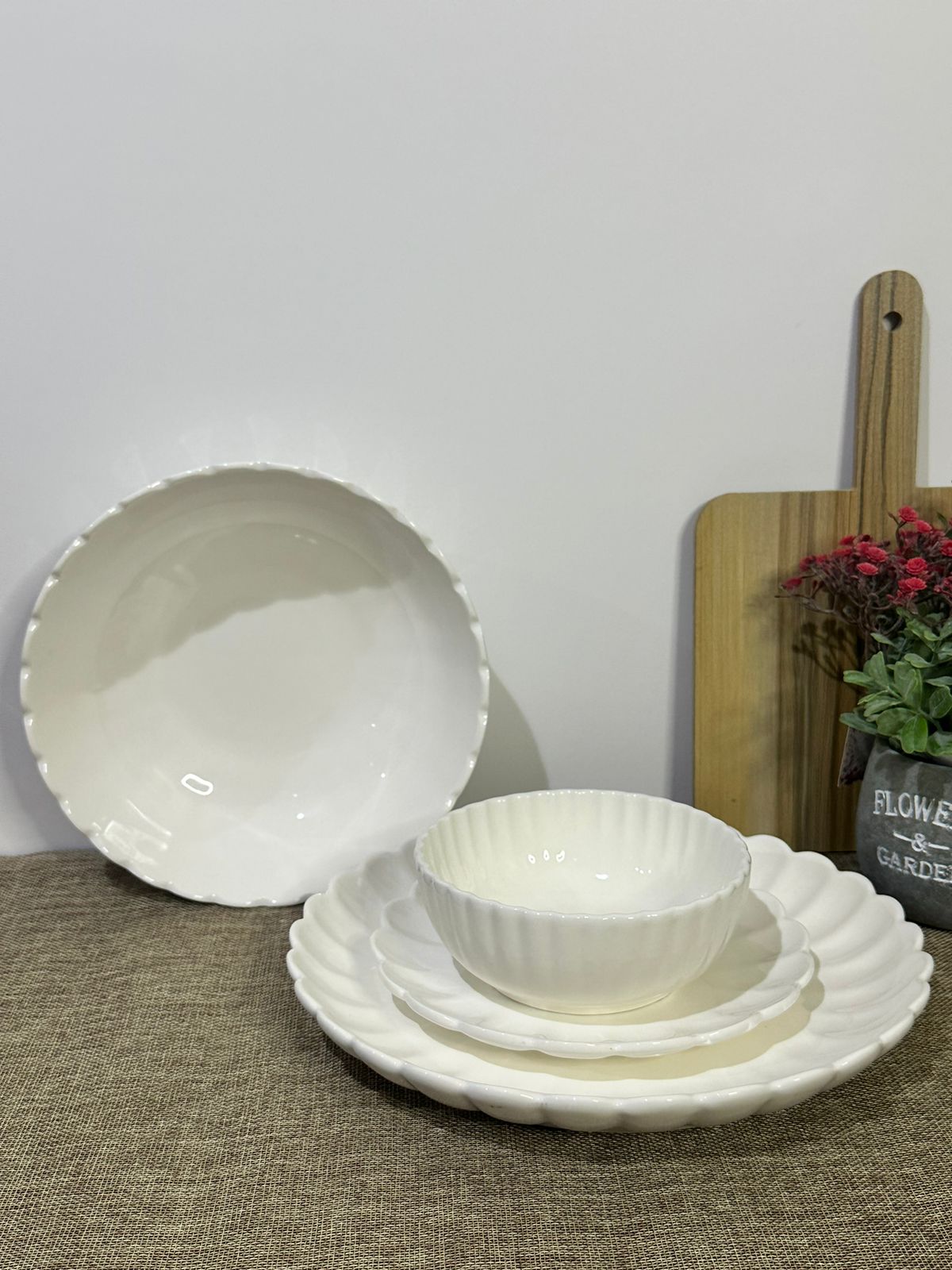 Luxury Porcelain Dinnerware – Individual Pieces