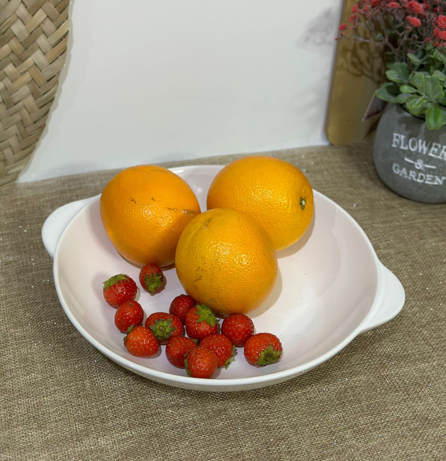 Medium Stylish Porcelain Serving Dish Bowl-styl1