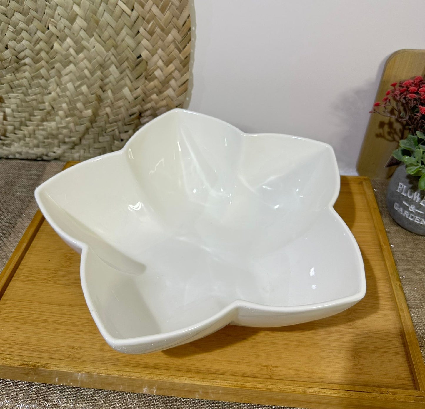 Large star Porcelain Dish Bowl