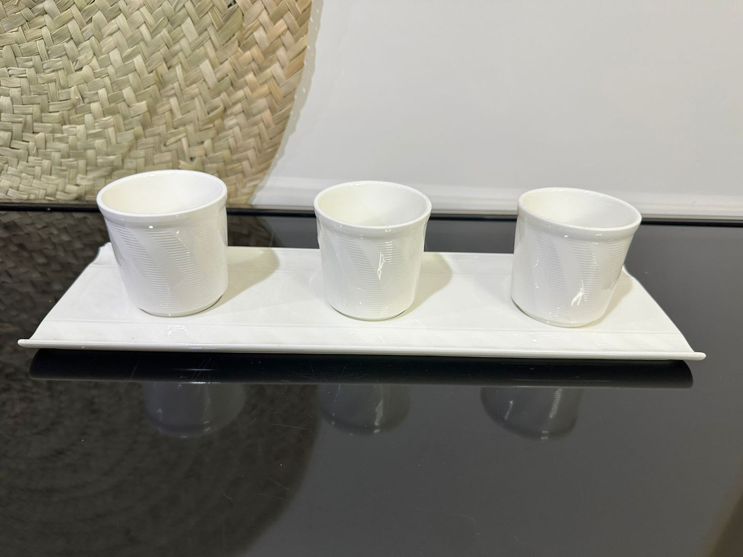 4pcs Luxury Porcelain Cups with Tray