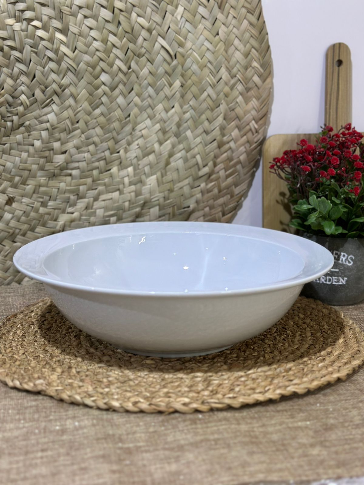 Porcelain Large Serving Bowl – 25 x 8.5 cm