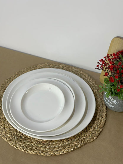 Luxury and stylish Porcelain serving plate