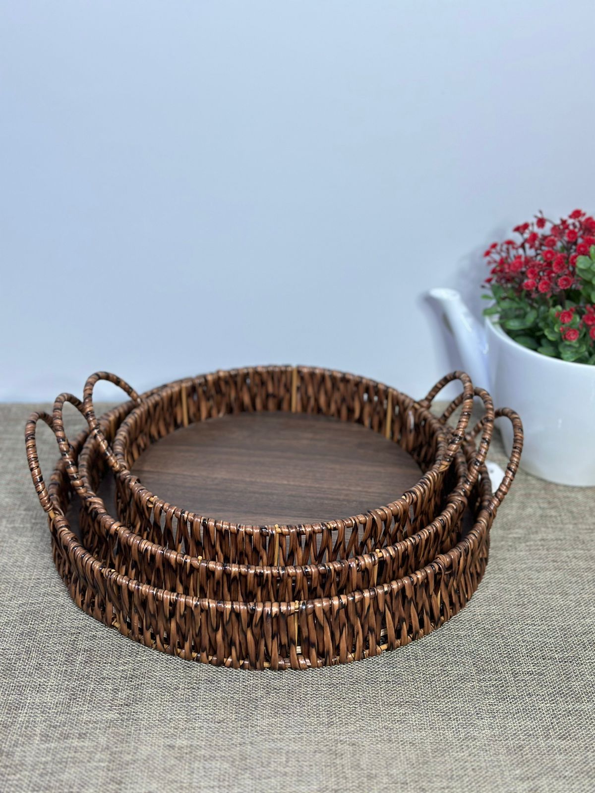 Reinforced Wicker Serving Tray with Iron Frame