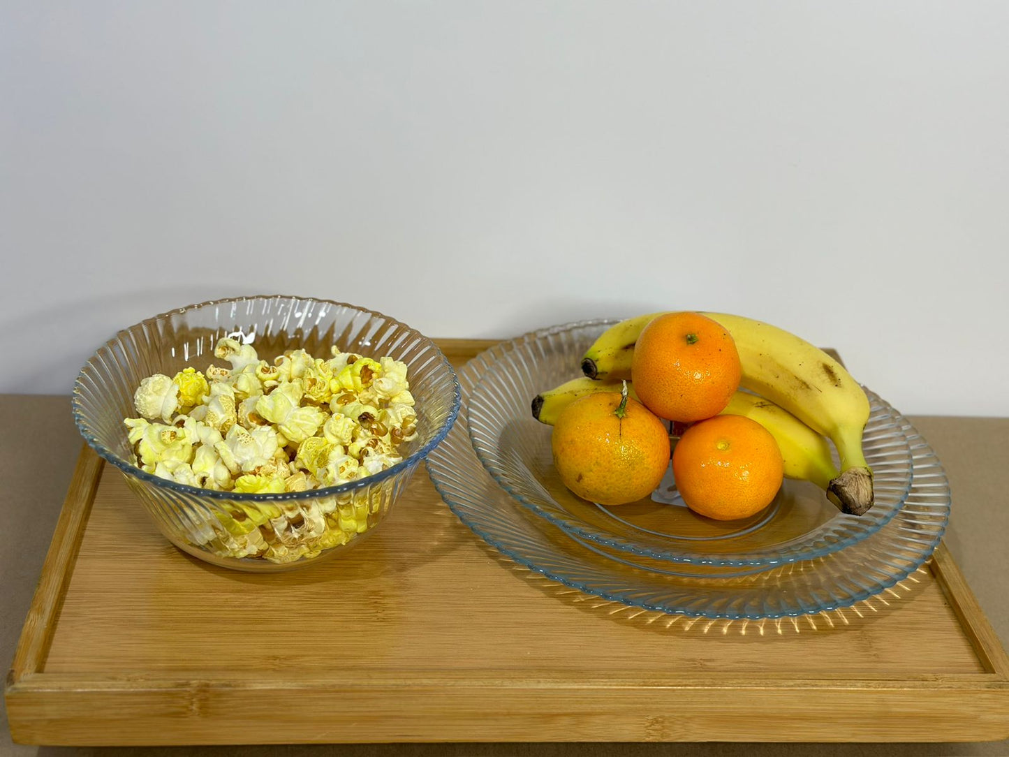 3 pcs Glass Serving set 2 plates and 1 bowl