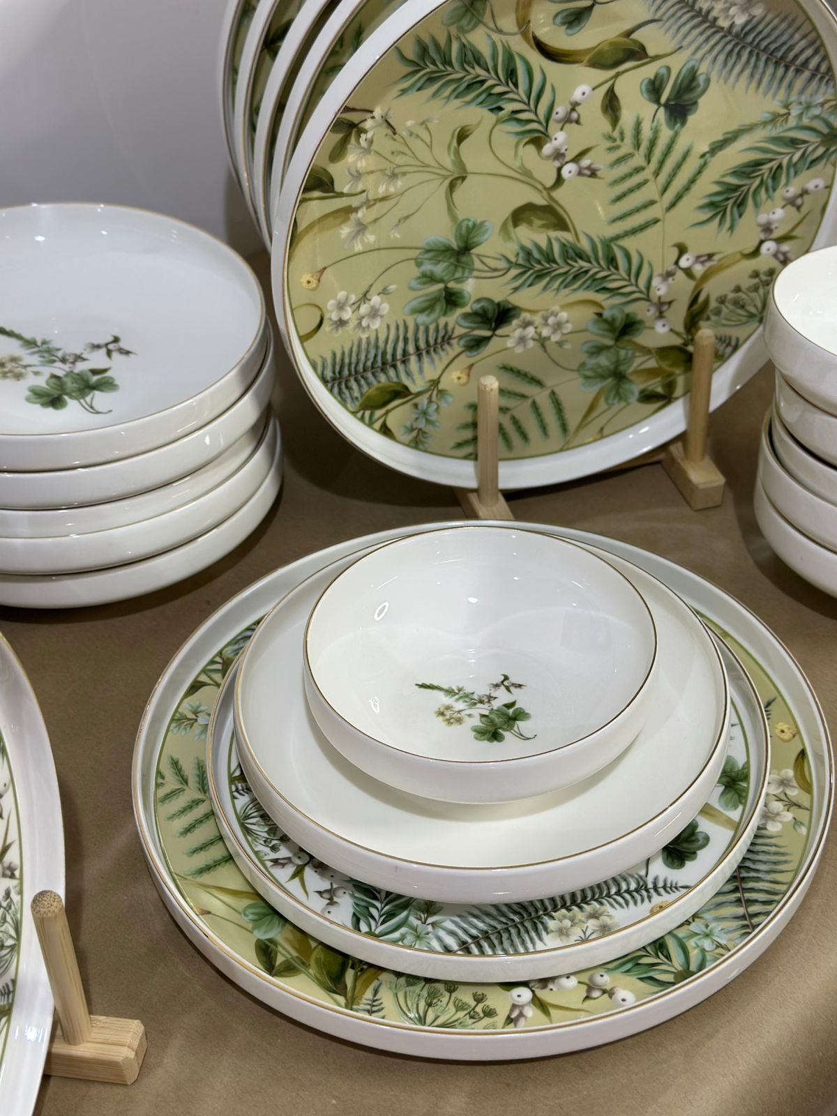 24pcs Dinner Set - Style 1