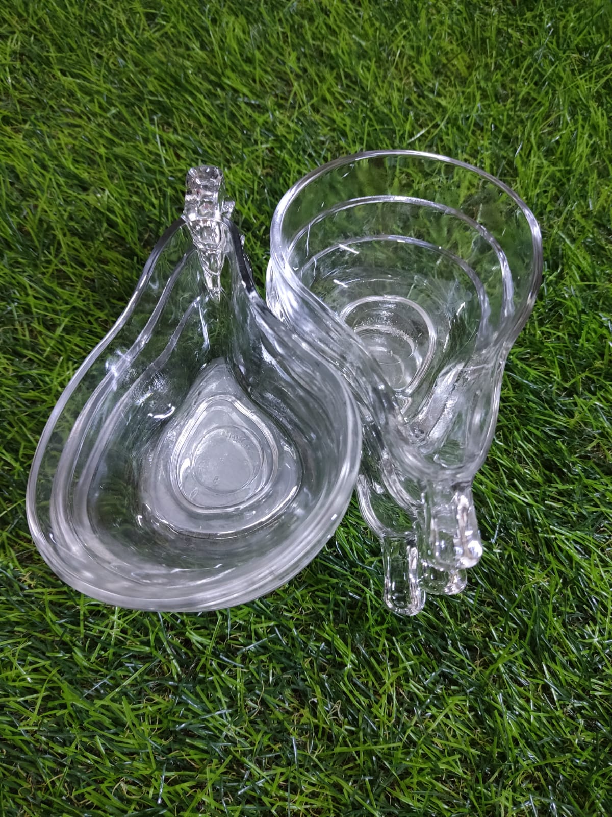 Stylish and Modern Glass Pear Bowl