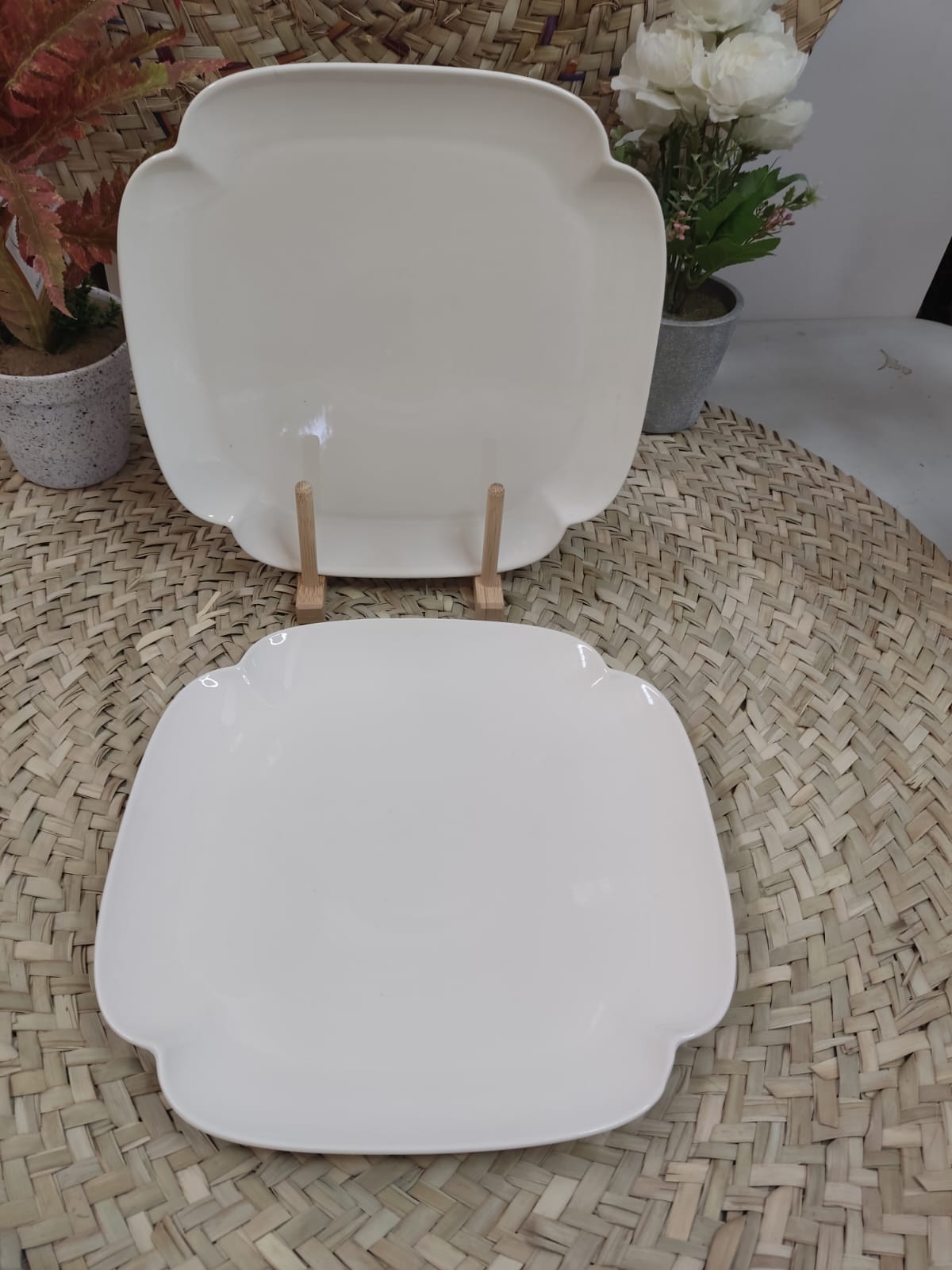 Luxury Porcelain Serving plate- Square