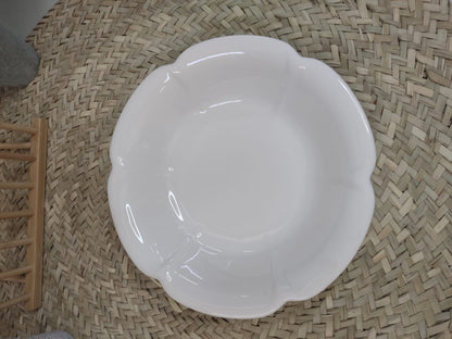 Spacious Ceramic Serving Dish Bowl styl1