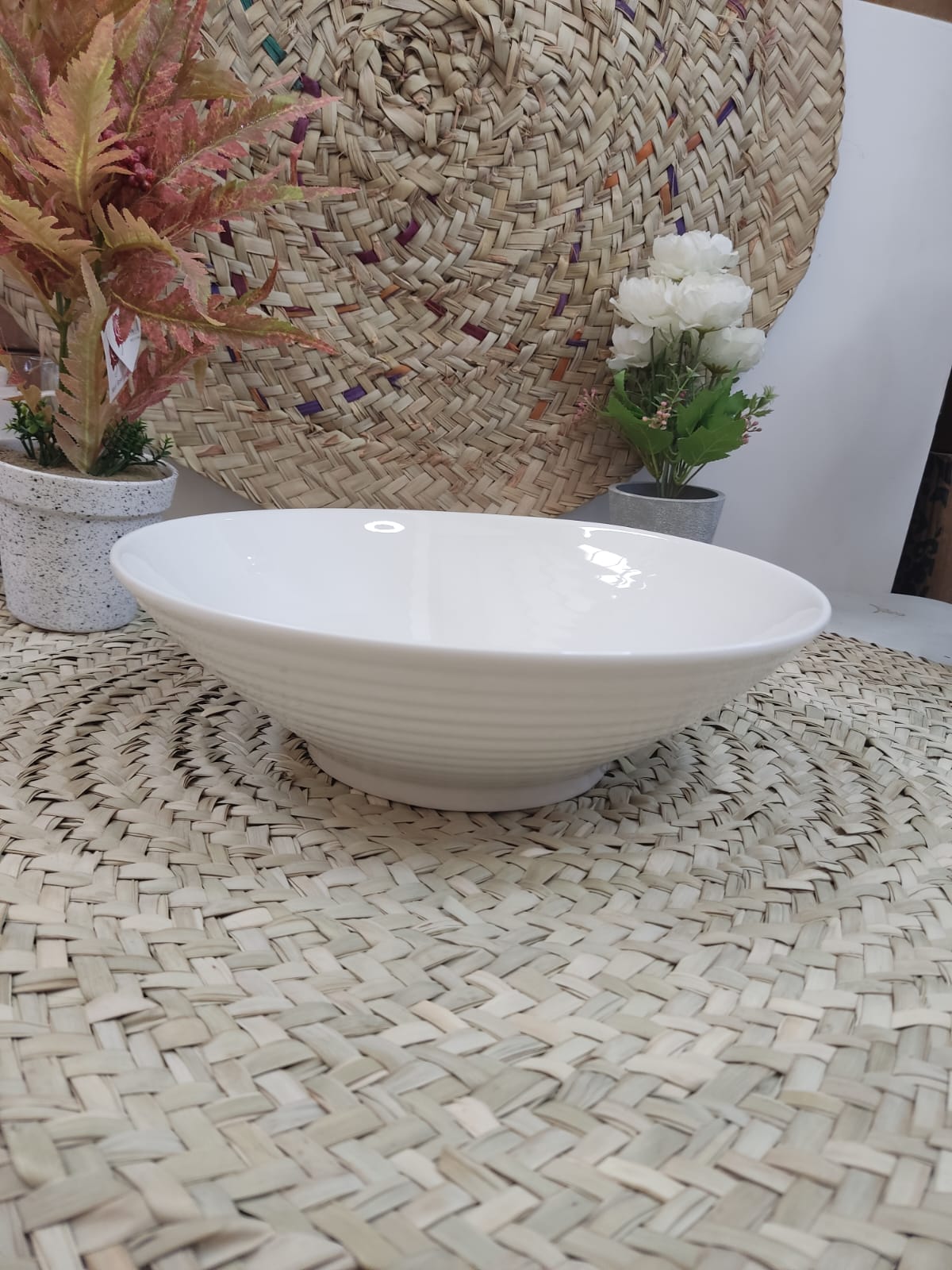 Spacious Ceramic Serving Dish Bowl styl5