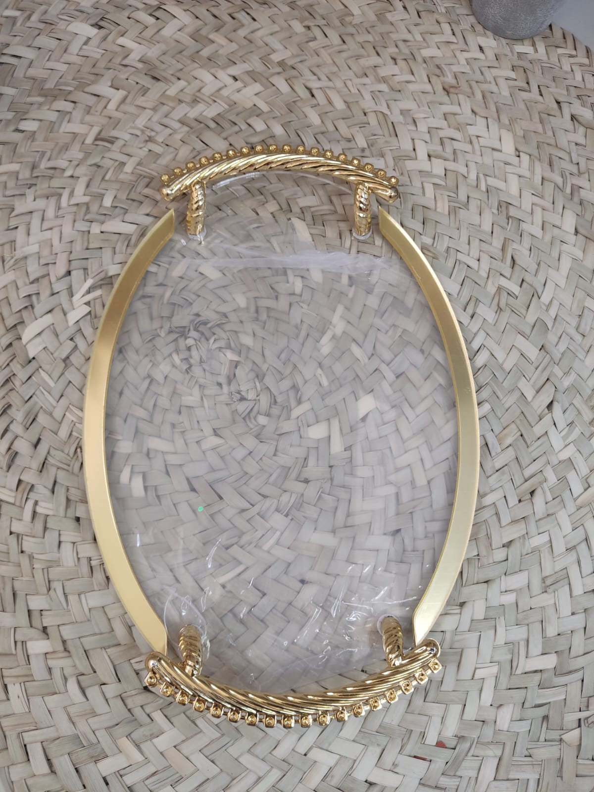 Elegant Oval Acrylic Serving Tray