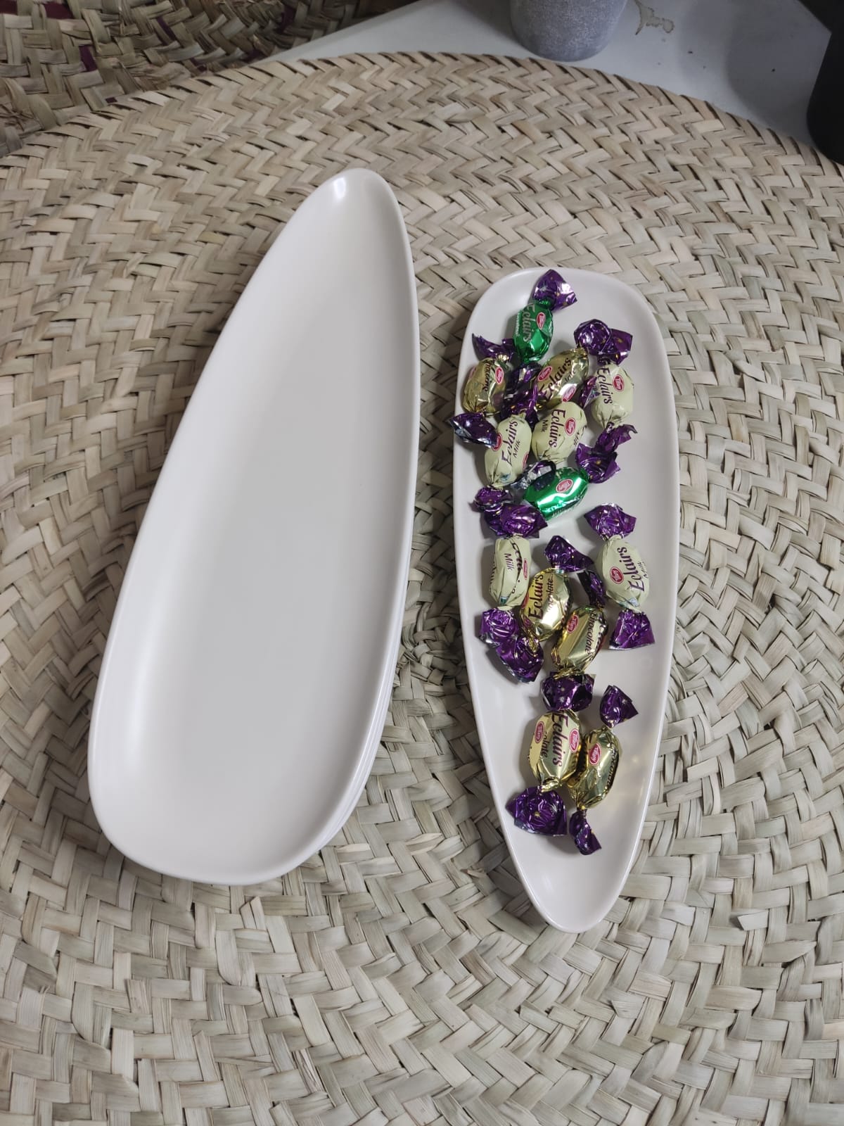 High-Quality Large Porcelain Oval Serving Plate styl8