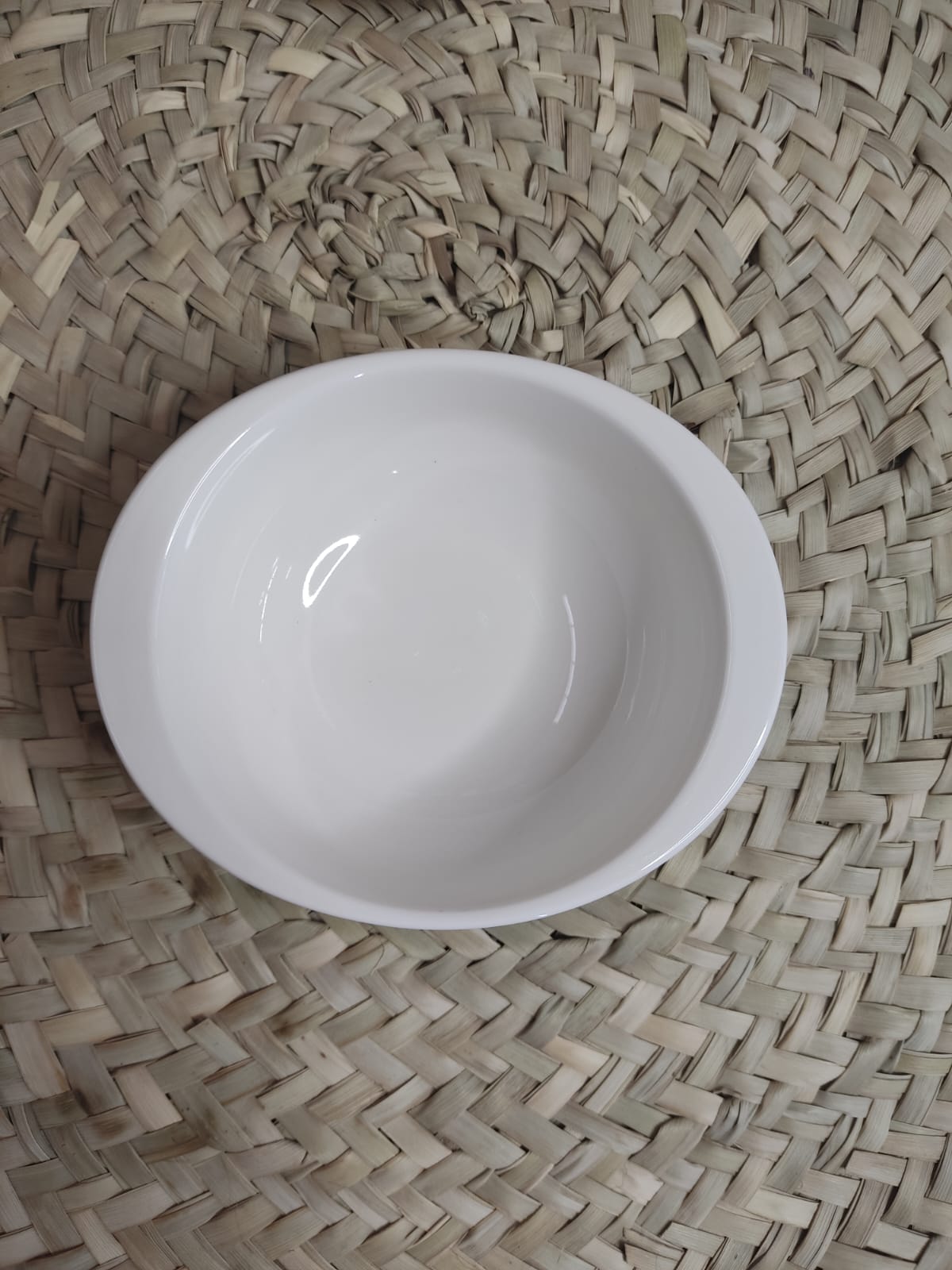 Medium Luxury Porcelain Bowl for Soup