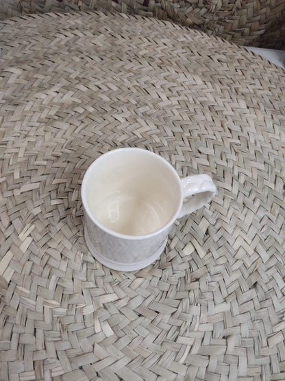 Luxury Medium Porcelain Mug – 470ml