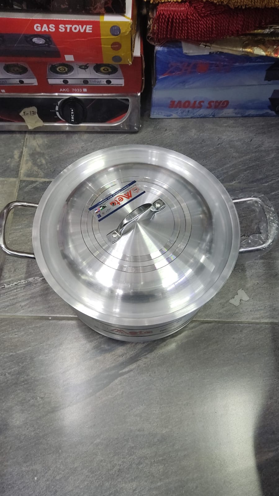 Heavy Aluminium Casserole Pot with Lid